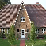 Friesenhaus Liebesallee No6 *